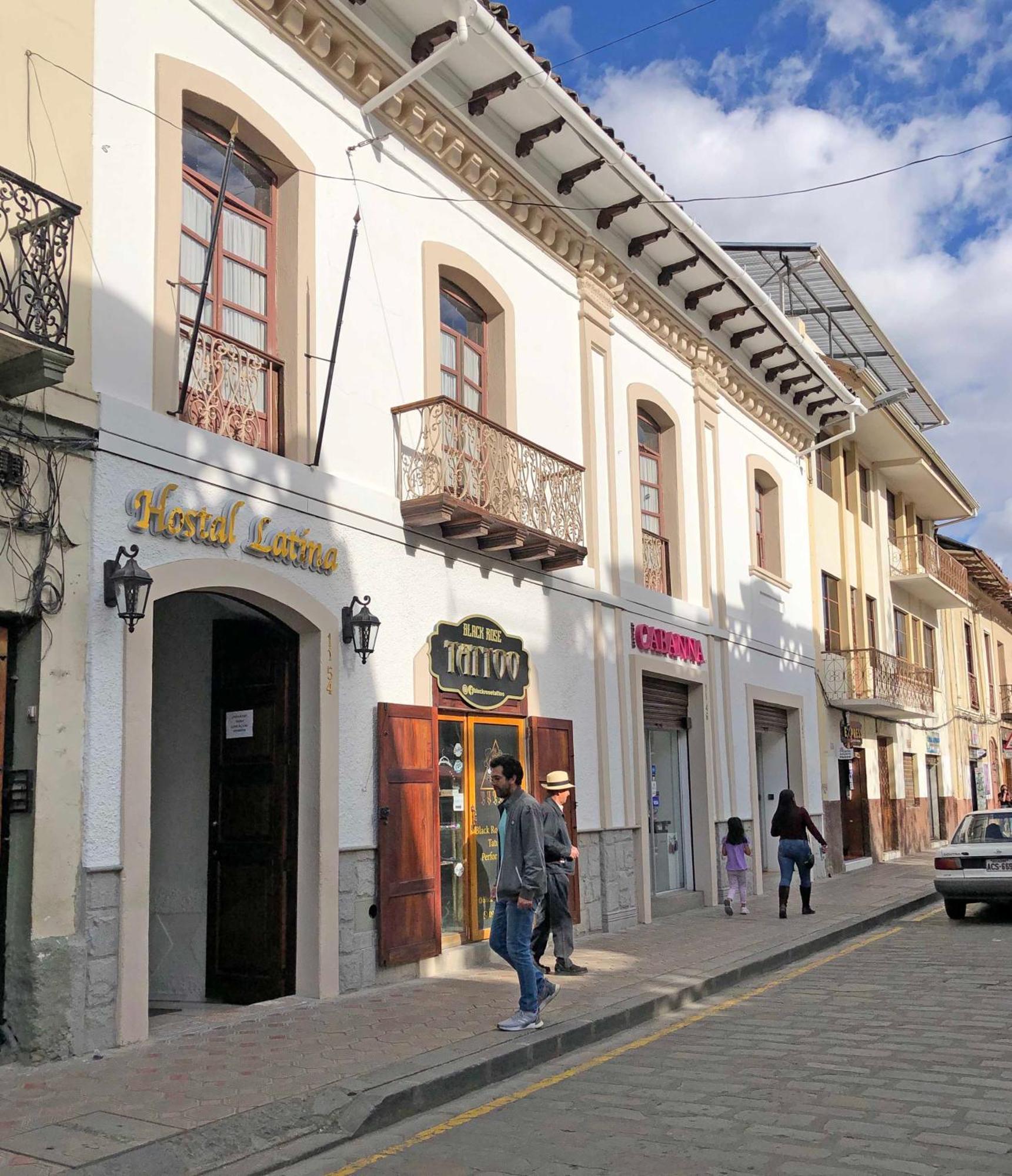 Hostal Latina Cuenca Exterior photo