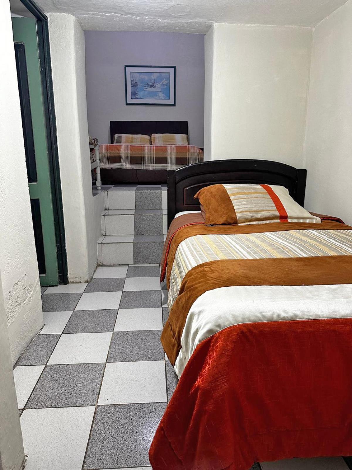 Hostal Latina Cuenca Exterior photo